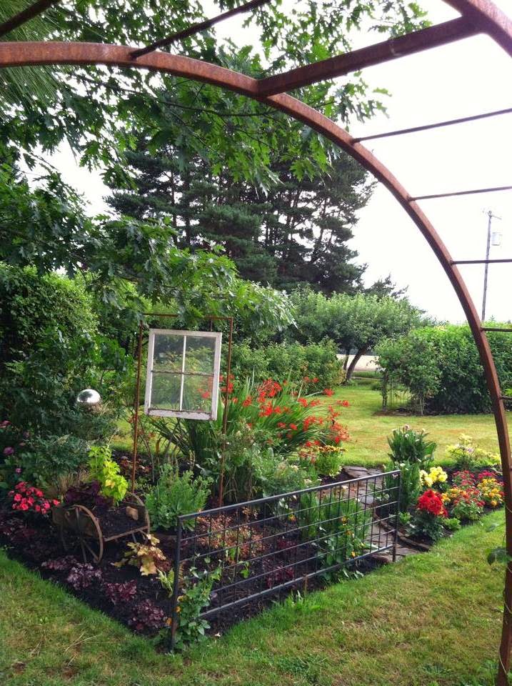 Garden Gallery Iron Works | 2967 Industrial Ave, Hubbard, OR 97032, USA | Phone: (503) 981-0297