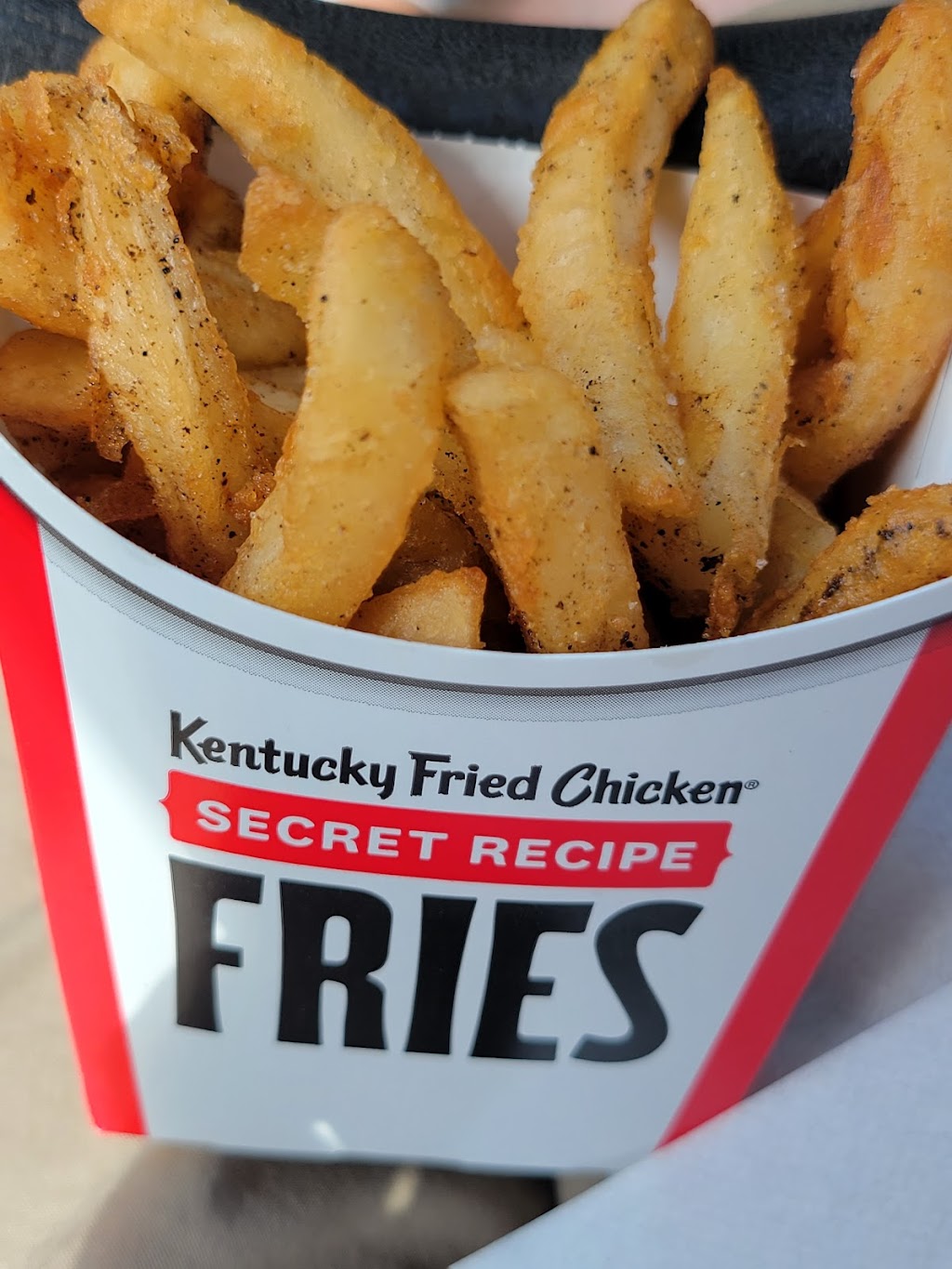 KFC | 1458 S Court St, Circleville, OH 43113, USA | Phone: (740) 474-7670