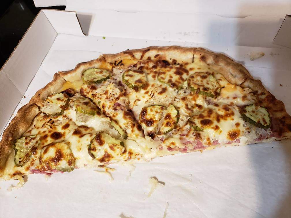 Donna Ds Family Pizza | 1315 Cleveland Ave, Ashland, OH 44805, USA | Phone: (419) 281-1234