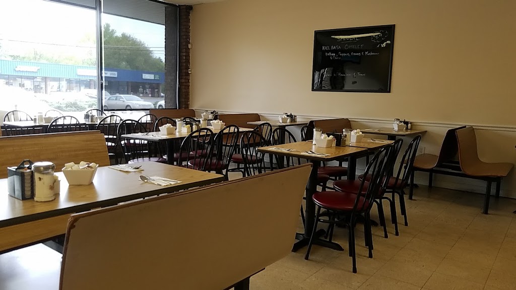 Marthas Diner | 1734 Lakeview Ave, Dracut, MA 01826, USA | Phone: (978) 674-9970