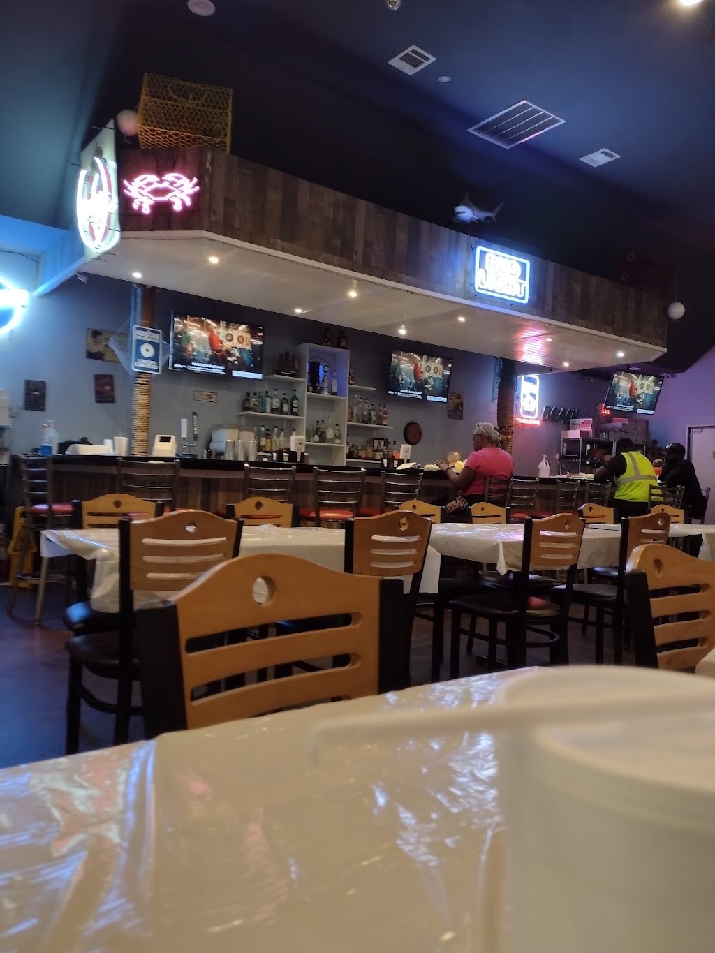 MR. Crab | 2510 Bardin Rd, Grand Prairie, TX 75052, USA | Phone: (972) 522-7774