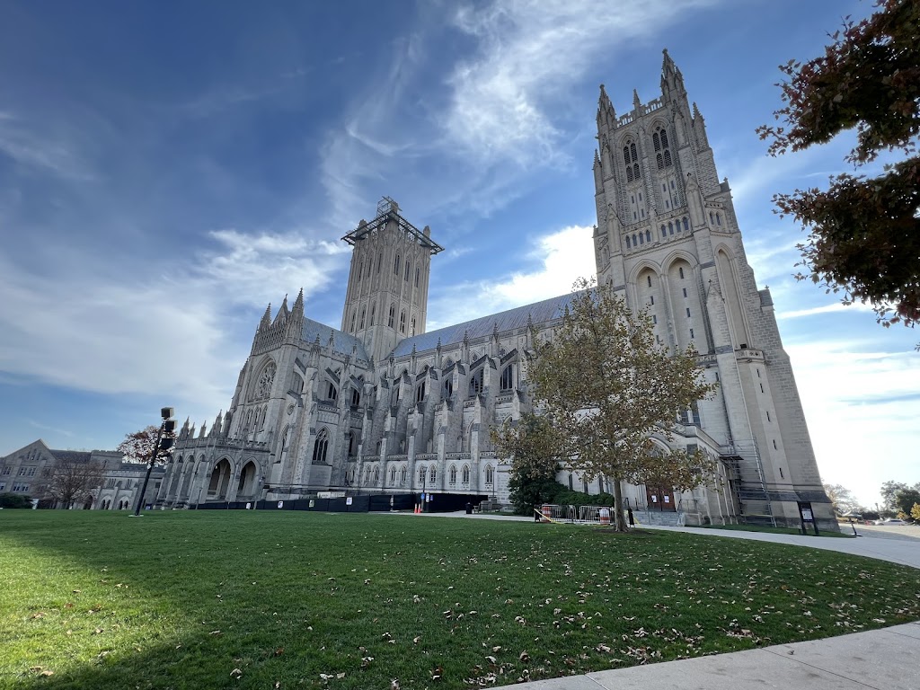 Washington National Cathedral | 3101 Wisconsin Ave NW, Washington, DC 20016, USA | Phone: (202) 537-6200