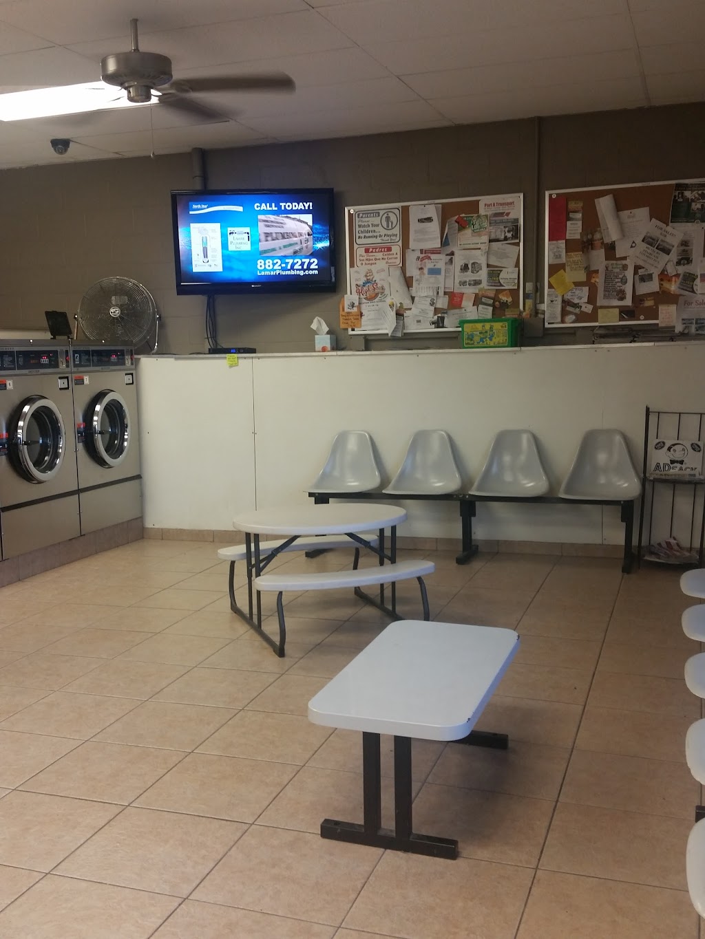 Brite N Clean Washateria | 2923 Waldron Rd, Corpus Christi, TX 78418, USA | Phone: (361) 937-0404