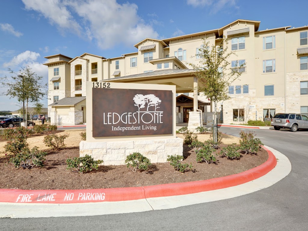 Ledgestone Senior Living | 13150 Four Star Blvd, Austin, TX 78737, USA | Phone: (512) 645-1445