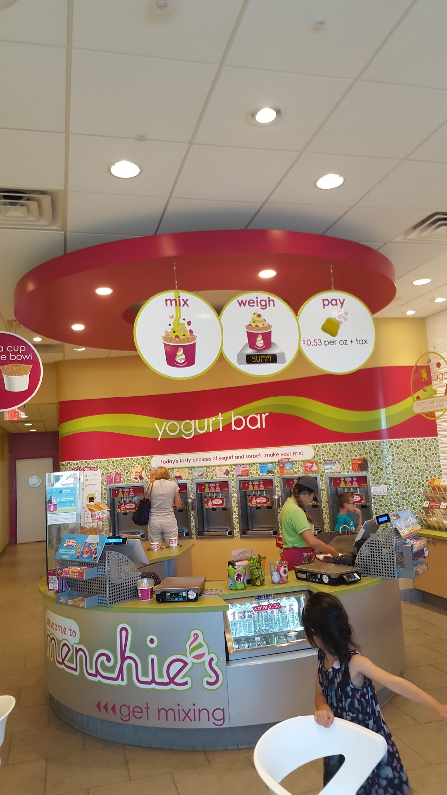 Menchies Frozen Yogurt | 8464 N Friant Rd, Fresno, CA 93720, USA | Phone: (559) 412-2444