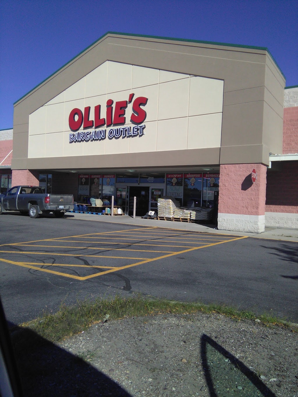 Ollies Bargain Outlet | 4998 Dixie Hwy #200, Waterford Twp, MI 48329 | Phone: (248) 618-1225