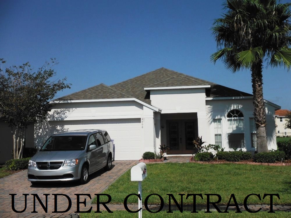 Elizabeth Shelby Realtor with RE/MAX | 4705 Cumbrian Lakes Dr, Kissimmee, FL 34746, USA | Phone: (407) 729-1193