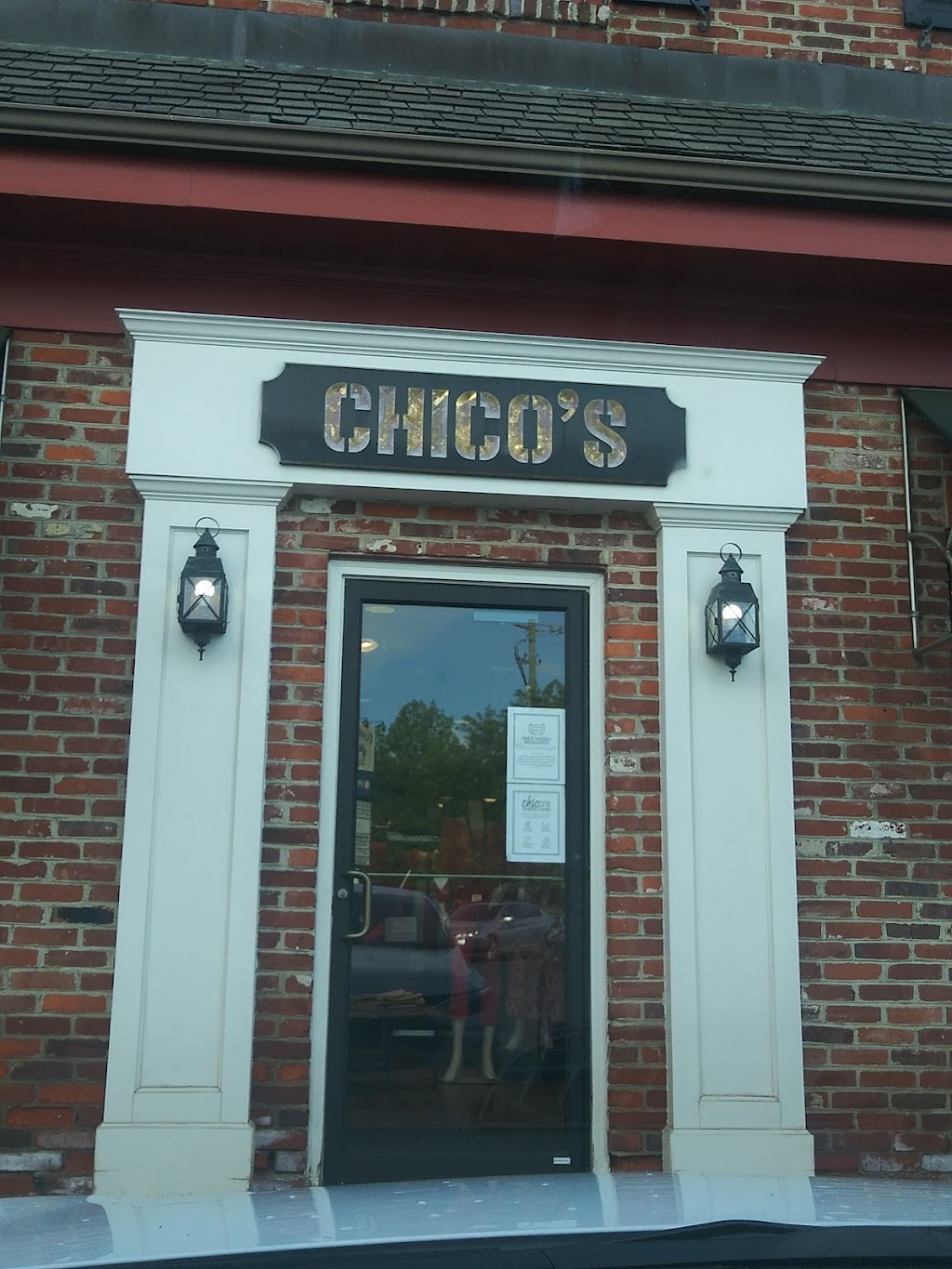 Chicos | 3846 Kennett Pike, Greenville, DE 19807, USA | Phone: (302) 777-4478