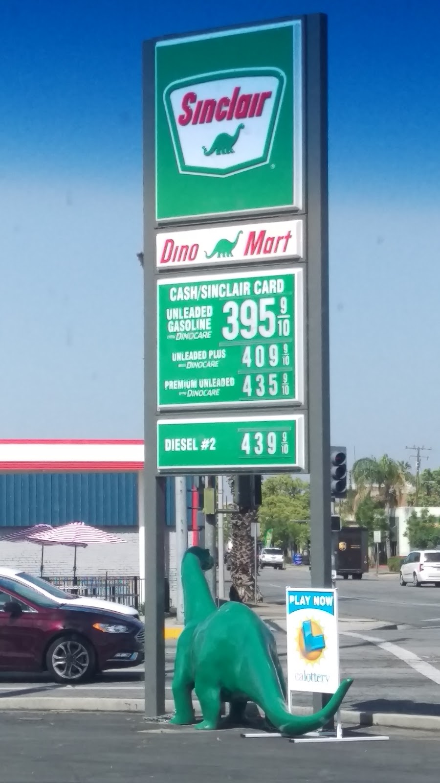 Sinclair Gas Station | 711 E Lacey Blvd, Hanford, CA 93230, USA | Phone: (559) 584-9783
