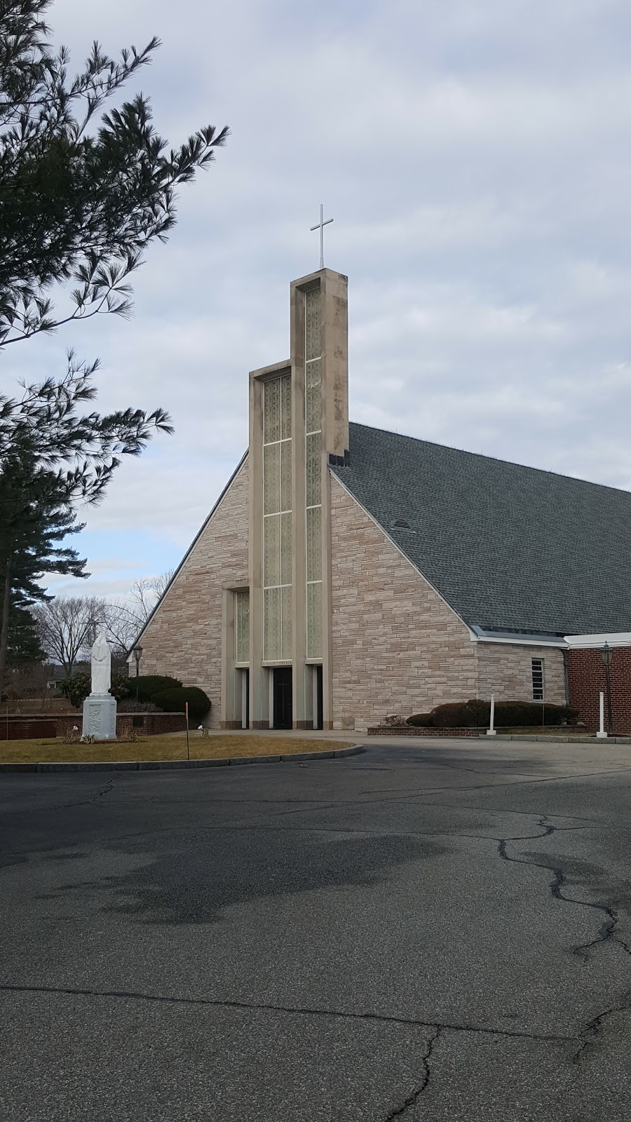 St Theresas Catholic Church | 63 Winter St, North Reading, MA 01864, USA | Phone: (978) 664-3412