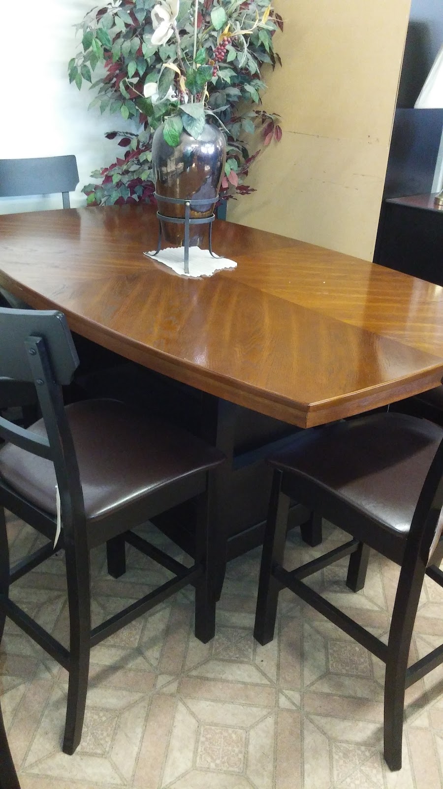 Furniture Express | 4224 E Belmont Ave, Fresno, CA 93702 | Phone: (559) 255-9742