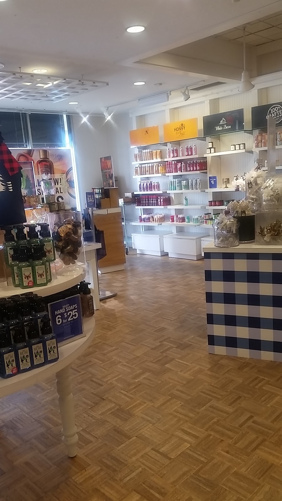 Bath & Body Works | 4736 Manzanita Ave, Carmichael, CA 95608, USA | Phone: (916) 484-6134