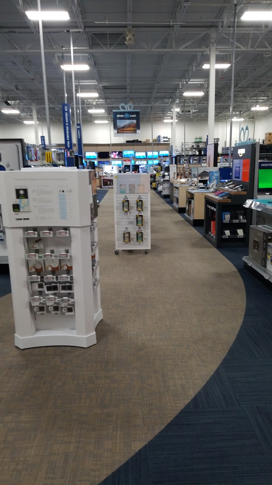 Best Buy | 150 Satterfield Dr, Triadelphia, WV 26059, USA | Phone: (304) 243-9979