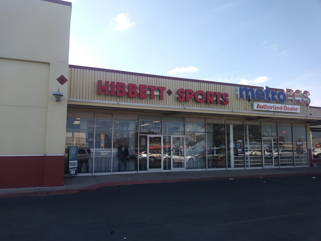 Hibbett Sports | 933 S WW White Rd #103, San Antonio, TX 78220, USA | Phone: (210) 337-3701