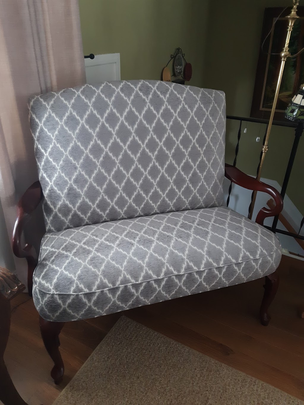 Dans Upholstery | 903 Main St, Grafton, OH 44044, USA | Phone: (216) 346-2682