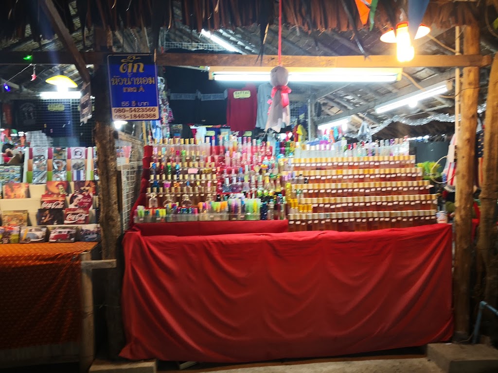 Khlong Hae Floating Market | หมู่ที่ 3 ตำบล คลองแห อำเภอหาดใหญ่ สงขลา 90110, Thailand | Phone: 074 305 333
