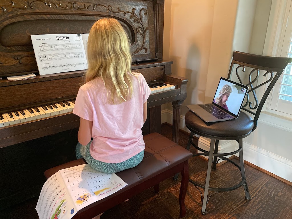 Piano Lessons with Lynda | 1513 Brentwood Trail, Keller, TX 76248, USA | Phone: (817) 726-6927