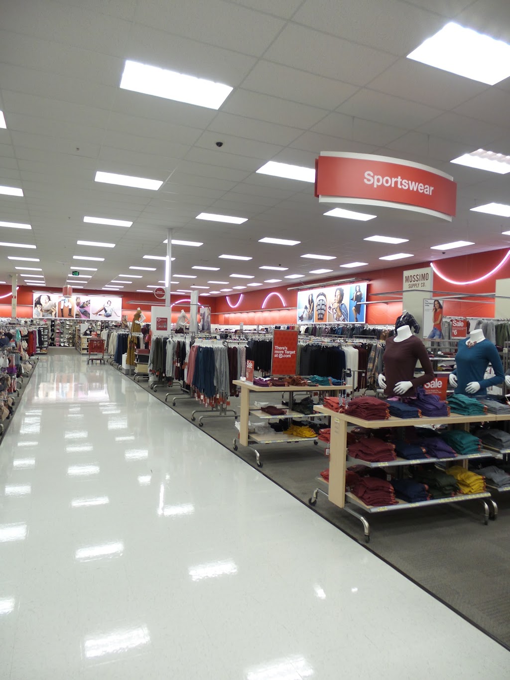 Target | 15800 87th St NE, Otsego, MN 55330, USA | Phone: (763) 252-1315