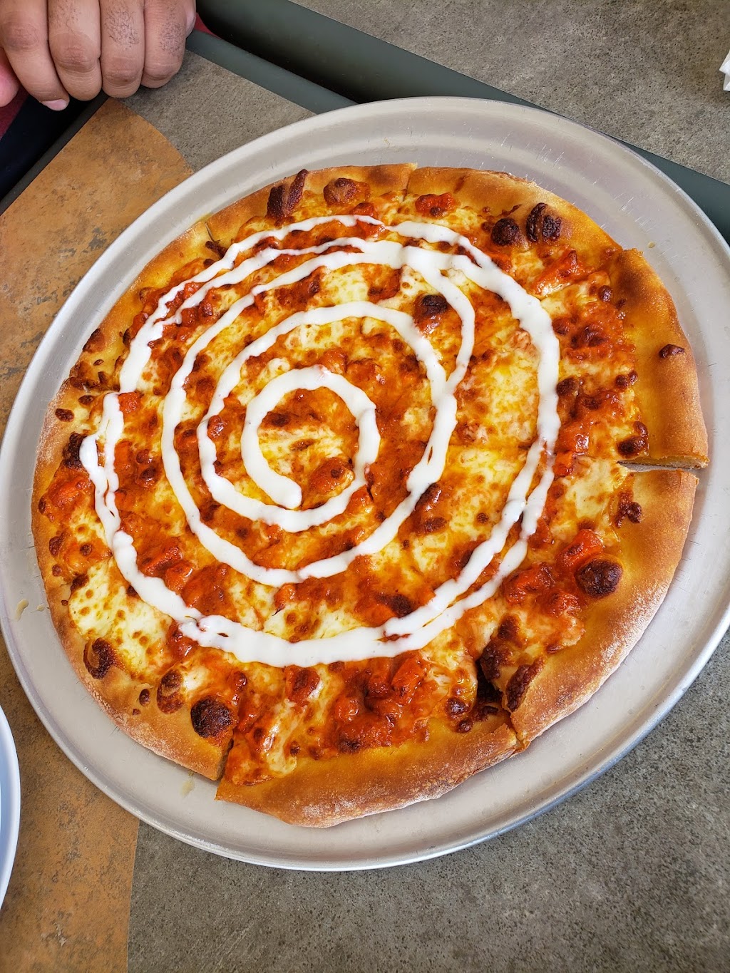 Uzys Pizza & Gyro | 607 Harwood Rd, Bedford, TX 76021, USA | Phone: (817) 290-6932