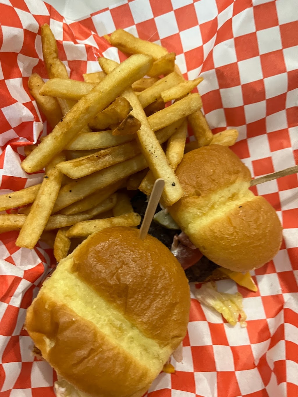 Lil Burgerz | 2506 Ovilla Rd Ste . C, Red Oak, TX 75154, USA | Phone: (469) 820-9135