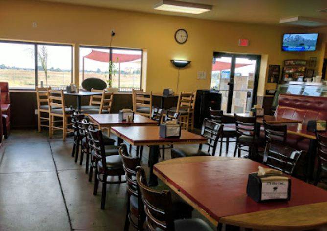 Salisburys Deli and Grill | 1123 E Vine St, Lodi, CA 95240, USA | Phone: (209) 269-8909