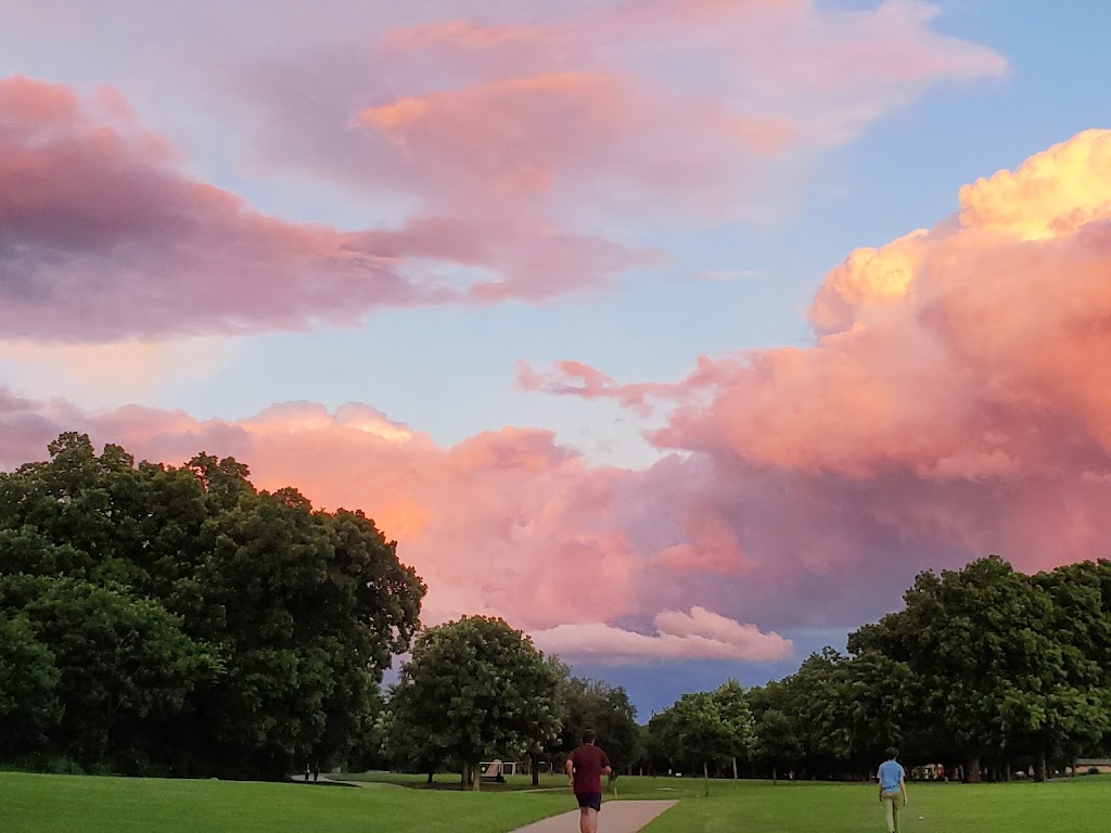 Parr Park Playground Pavilion | 3010 Parr Ln, Grapevine, TX 76051, USA | Phone: (817) 410-3450