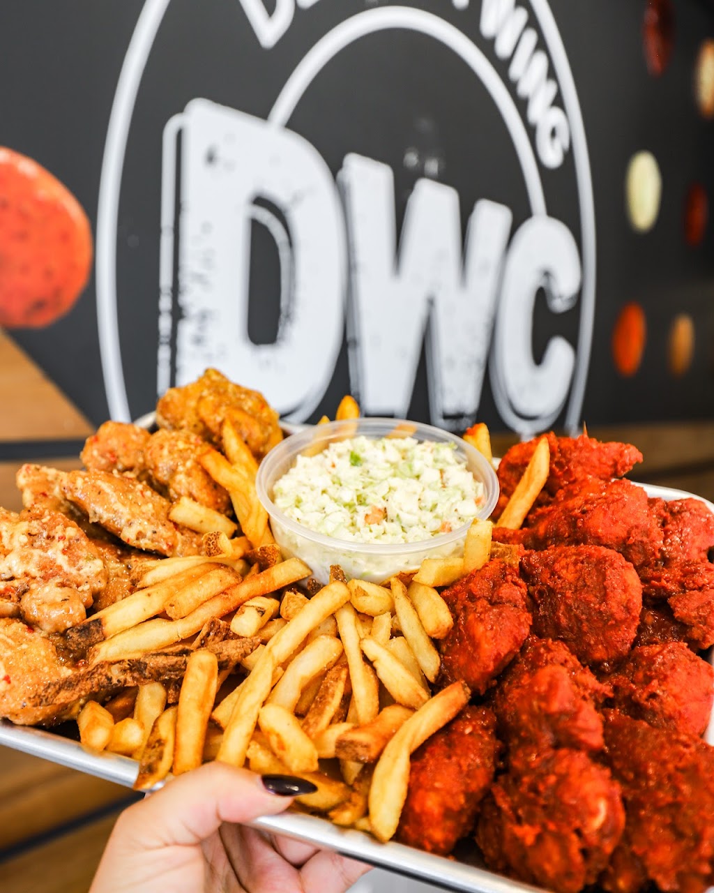 Detroit Wing Company | 23017 W Outer Dr, Allen Park, MI 48101, USA | Phone: (313) 647-8181