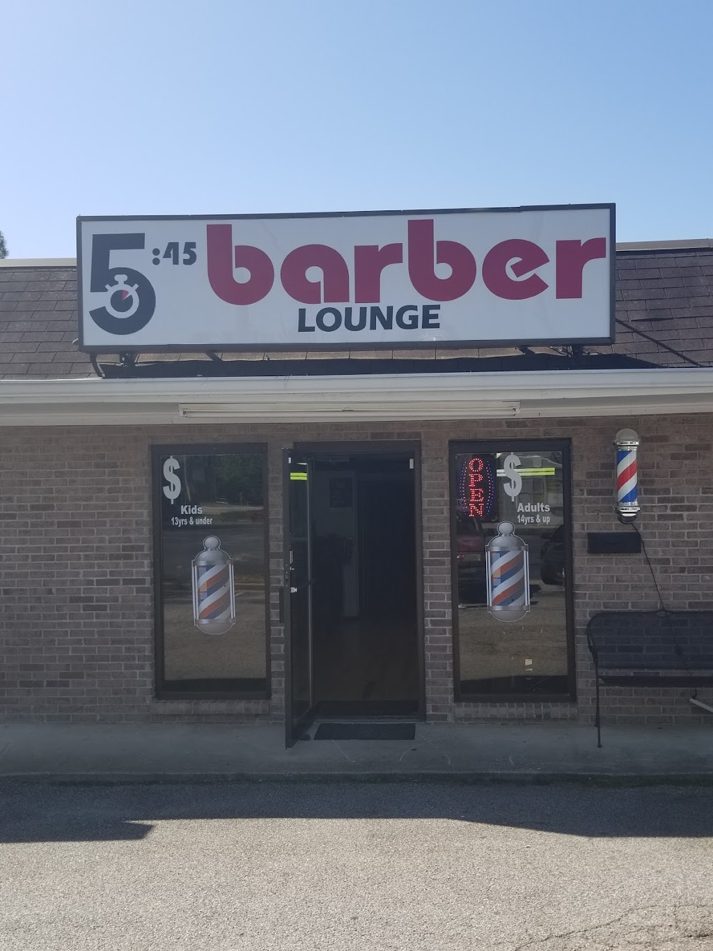 545 Barber Lounge | 2634 Cindy Ln SW c, Snellville, GA 30078, USA | Phone: (678) 394-7222