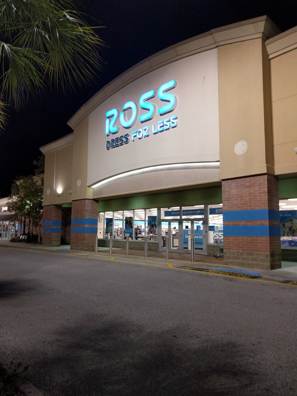 Ross Dress for Less | 3022 Little Rd, Trinity, FL 34655, USA | Phone: (727) 376-1908