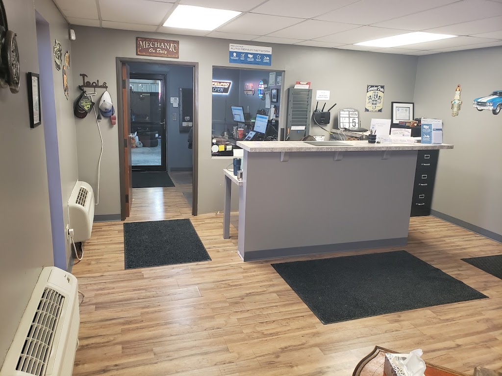 Hometown Auto Repair | 306 E 5th Ave, Owasso, OK 74055, USA | Phone: (918) 272-8848