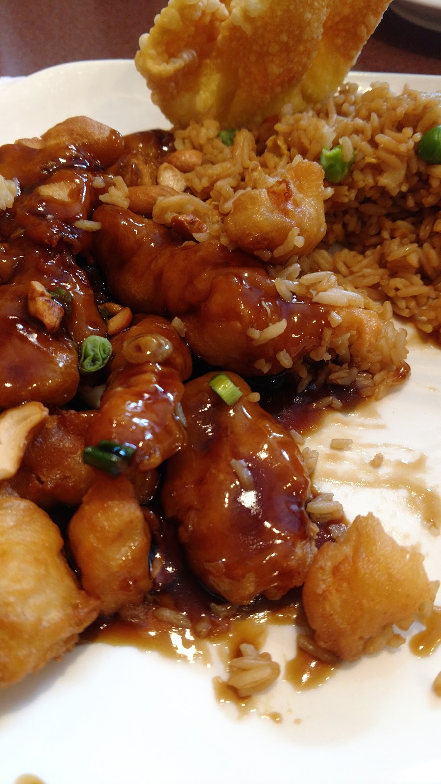 Red Wok | 9322 N Oak Trafficway, Kansas City, MO 64155, USA | Phone: (816) 468-8868