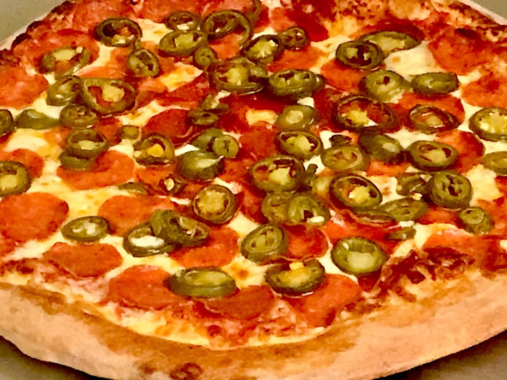 Guidos Pizza & pasta | 26322 Friendly Valley Pkwy, Santa Clarita, CA 91321, USA | Phone: (661) 252-4111