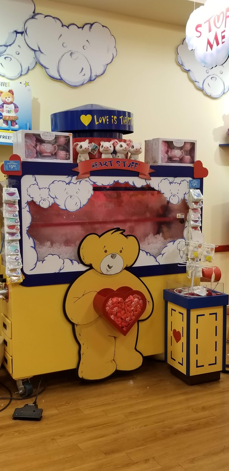 Build-A-Bear Workshop | 3771 Palisades Center Dr, West Nyack, NY 10994, USA | Phone: (845) 353-1895