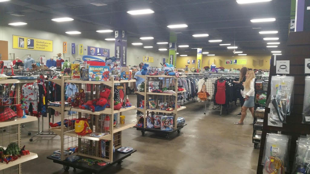 Goodwill - Orange Blossom Trail | 7531 S Orange Blossom Trl, Orlando, FL 32809, USA | Phone: (407) 859-4750