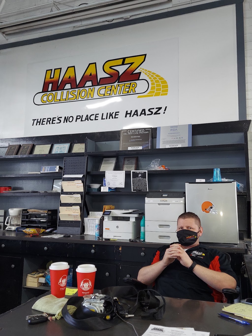 Haasz Collision Center | 1345 E Main St, Ravenna, OH 44266, USA | Phone: (330) 235-8275