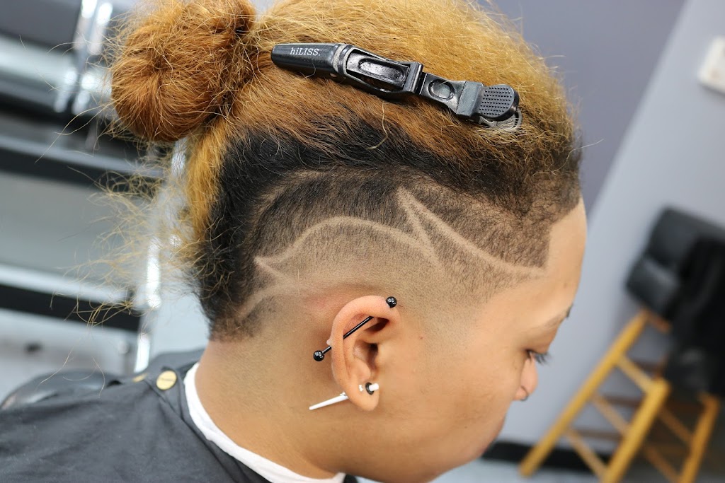 Custom Cuts Barber Shop Inc | 216 Banks Crossing, Fayetteville, GA 30214, USA | Phone: (770) 460-1414