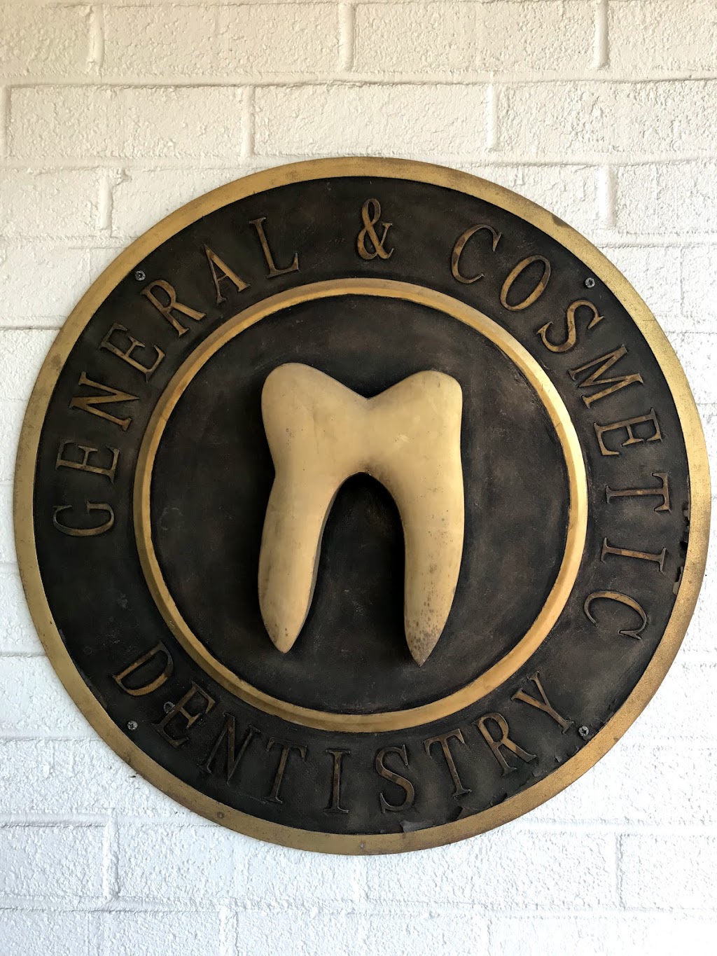 Greensboro Dental Associates | 4119 Walker Ave, Greensboro, NC 27407, USA | Phone: (336) 294-2322