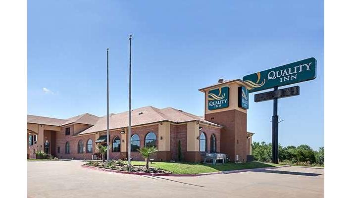 Quality Inn Mesquite - Dallas East | 923 Windbell Cir, Mesquite, TX 75149, USA | Phone: (972) 285-6300