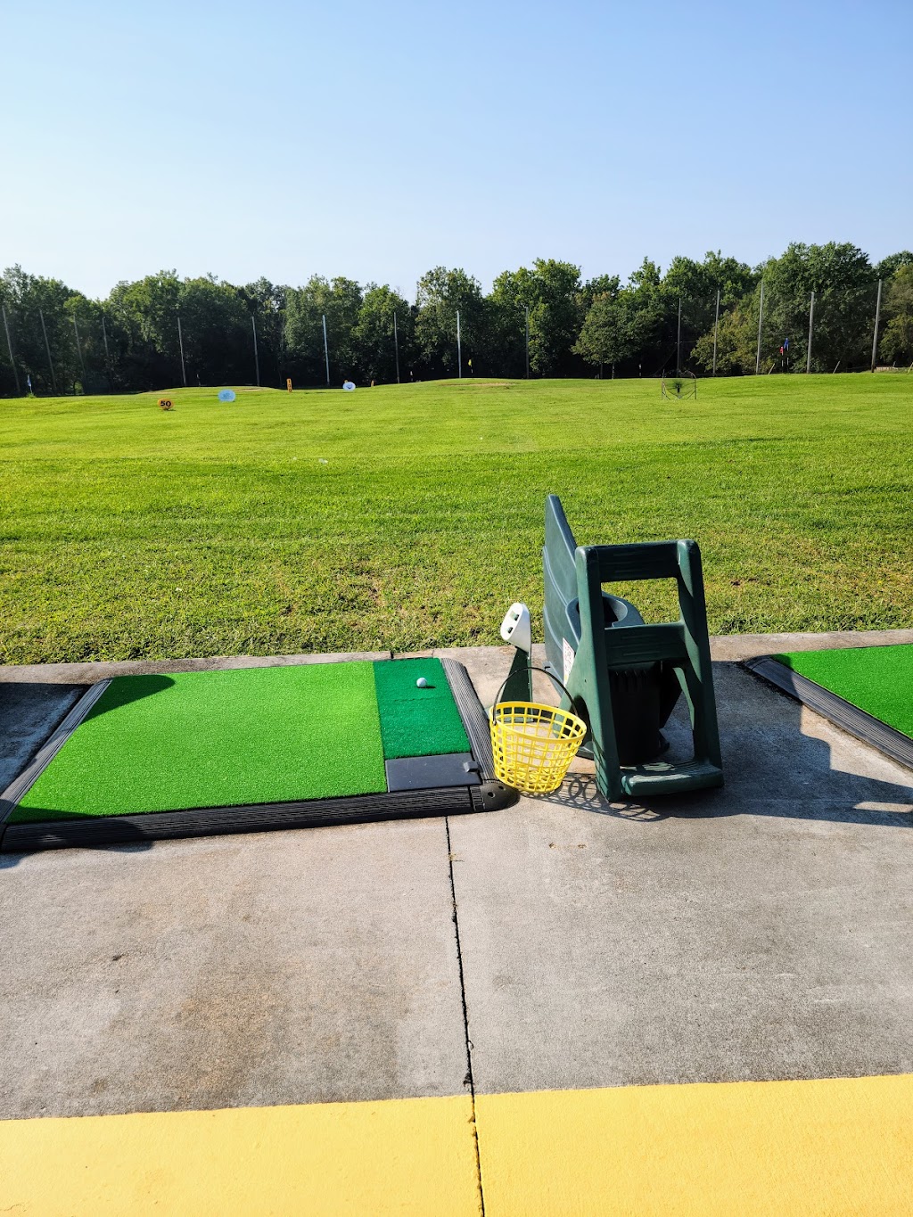 Dulles Golf Center & Sports Park | 21593 Jesse Ct, Sterling, VA 20166, USA | Phone: (703) 404-8800