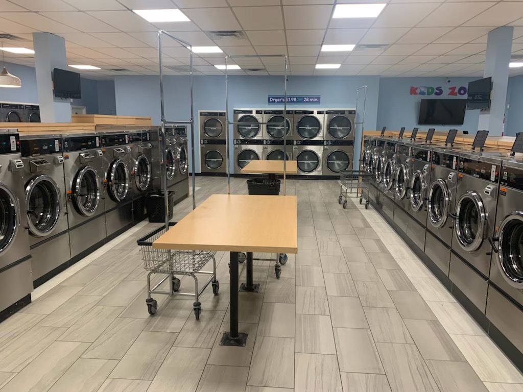 Local Laundry | 17227 N 19th Ave, Phoenix, AZ 85023, USA | Phone: (877) 432-6667