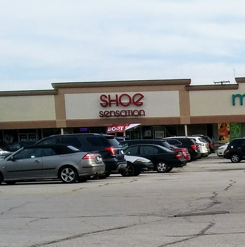 Shoe Sensation | Village Green Shopping Center, 1009 S 13th St, Decatur, IN 46733, USA | Phone: (260) 724-8276