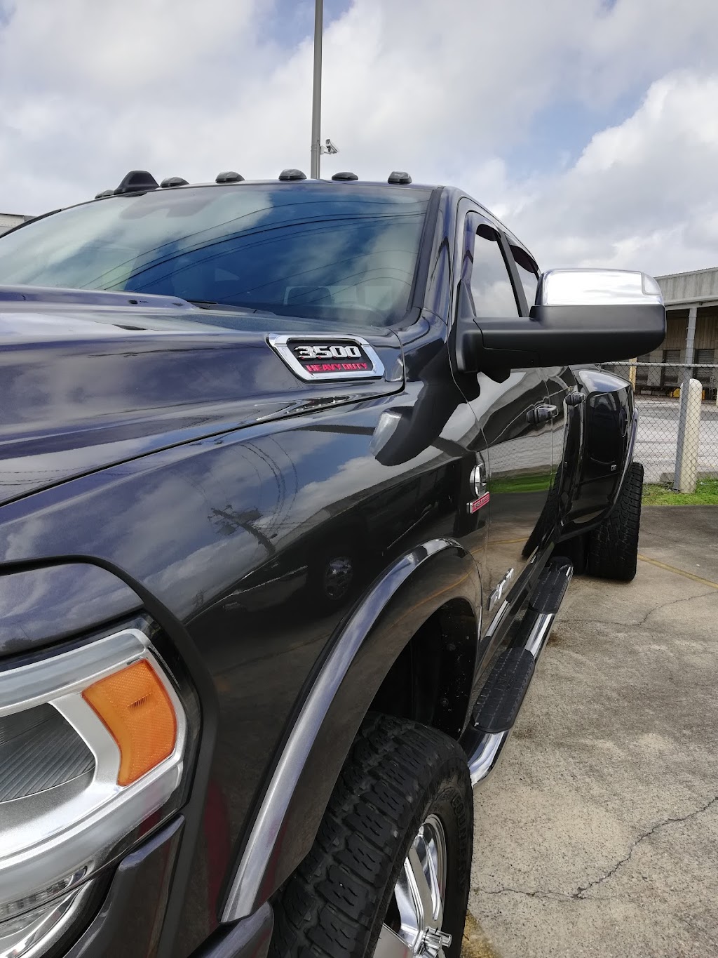 Baytown Pre-Owned Supercenter | 5445 I-10 E, Baytown, TX 77521, USA | Phone: (844) 498-4477