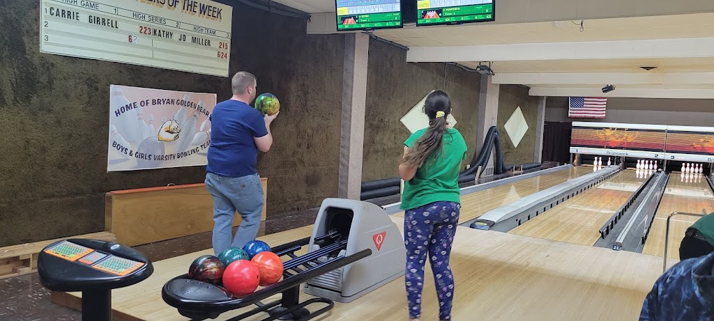 Bryan Lanes | 1307 W High St, Bryan, OH 43506, USA | Phone: (419) 636-2695