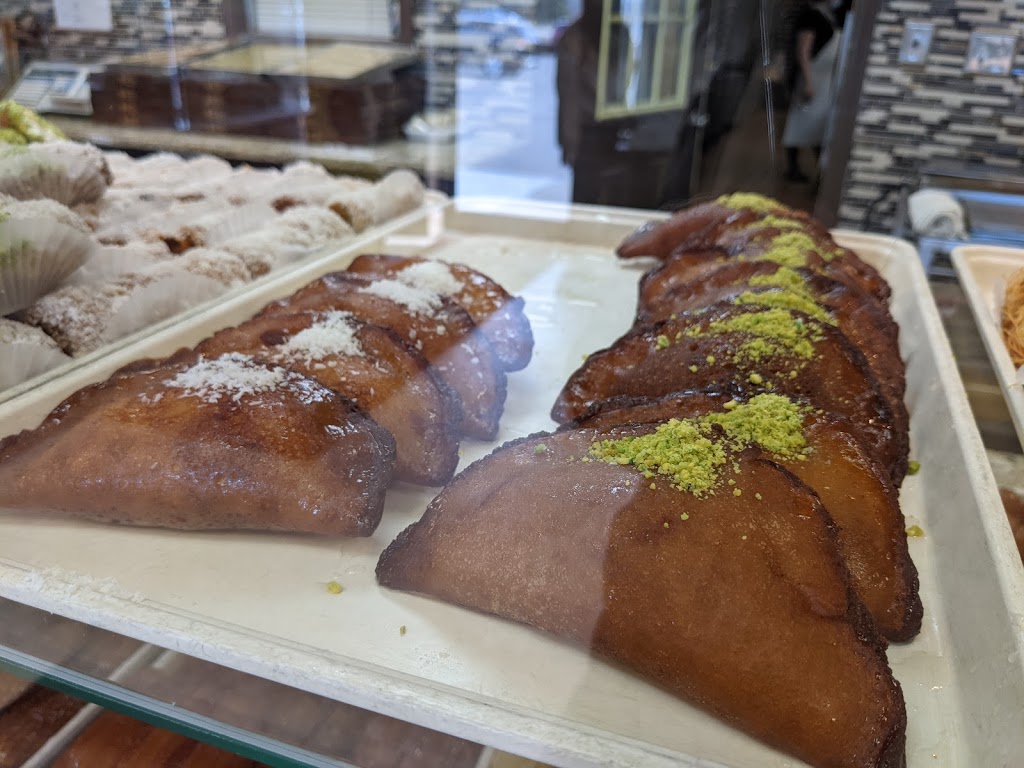 Mid East Pastry Delight | 2097 15 Mile Rd, Sterling Heights, MI 48310, USA | Phone: (586) 979-3960