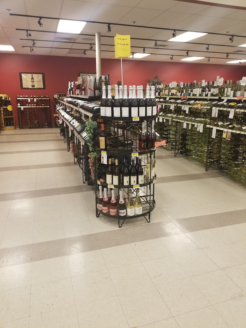 B&B Liquor Warehouse Broken Arrow | 1000 N Elm Pl, Broken Arrow, OK 74012, USA | Phone: (918) 893-2777