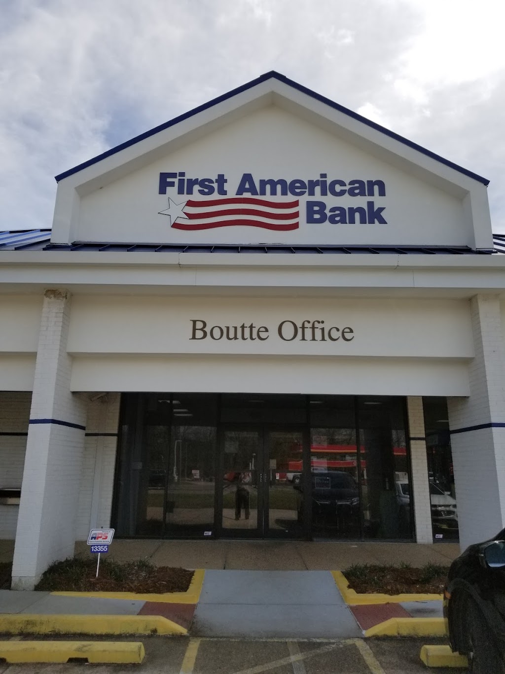 First American Bank and Trust | 13355 US-90, Boutte, LA 70039, USA | Phone: (985) 785-8902