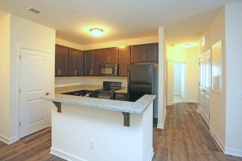 Landon Creek Apartments | 4495 Old Battleground Rd Apt 1H, Greensboro, NC 27410, USA | Phone: (336) 541-8037