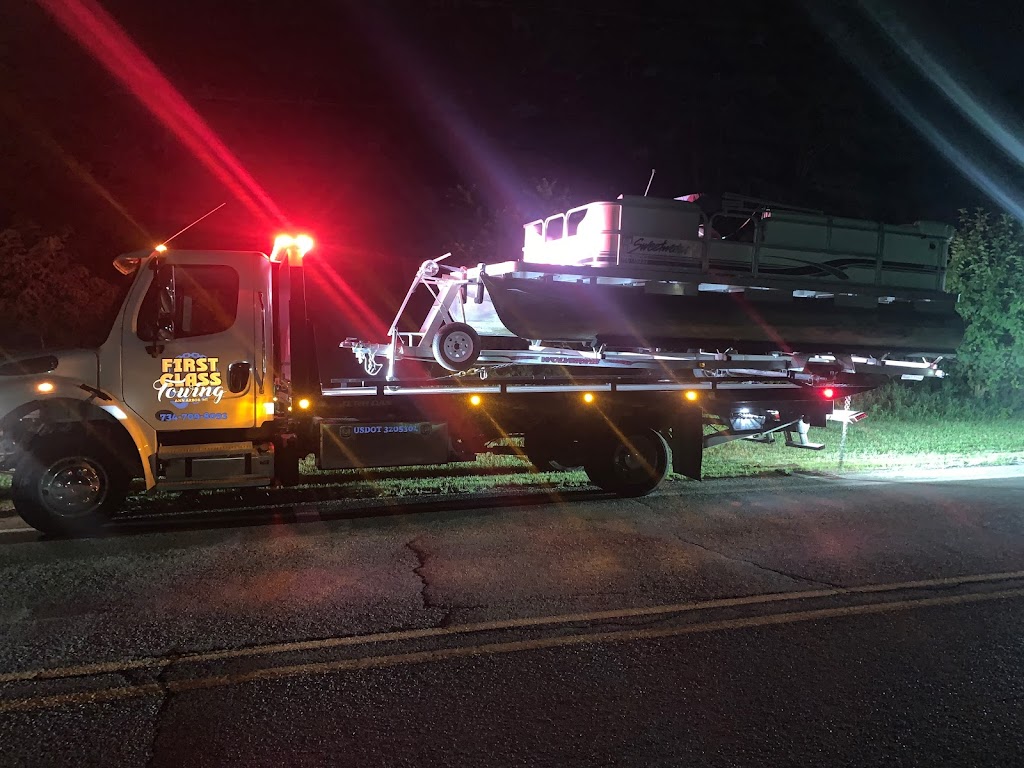 First Class Towing & Recovery | 3127 S Wagner Rd, Ann Arbor, MI 48103, USA | Phone: (734) 475-8895