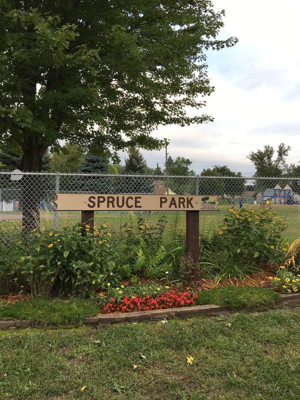 Spruce Park | 1311 7th Ave S, South St Paul, MN 55075, USA | Phone: (651) 306-3690