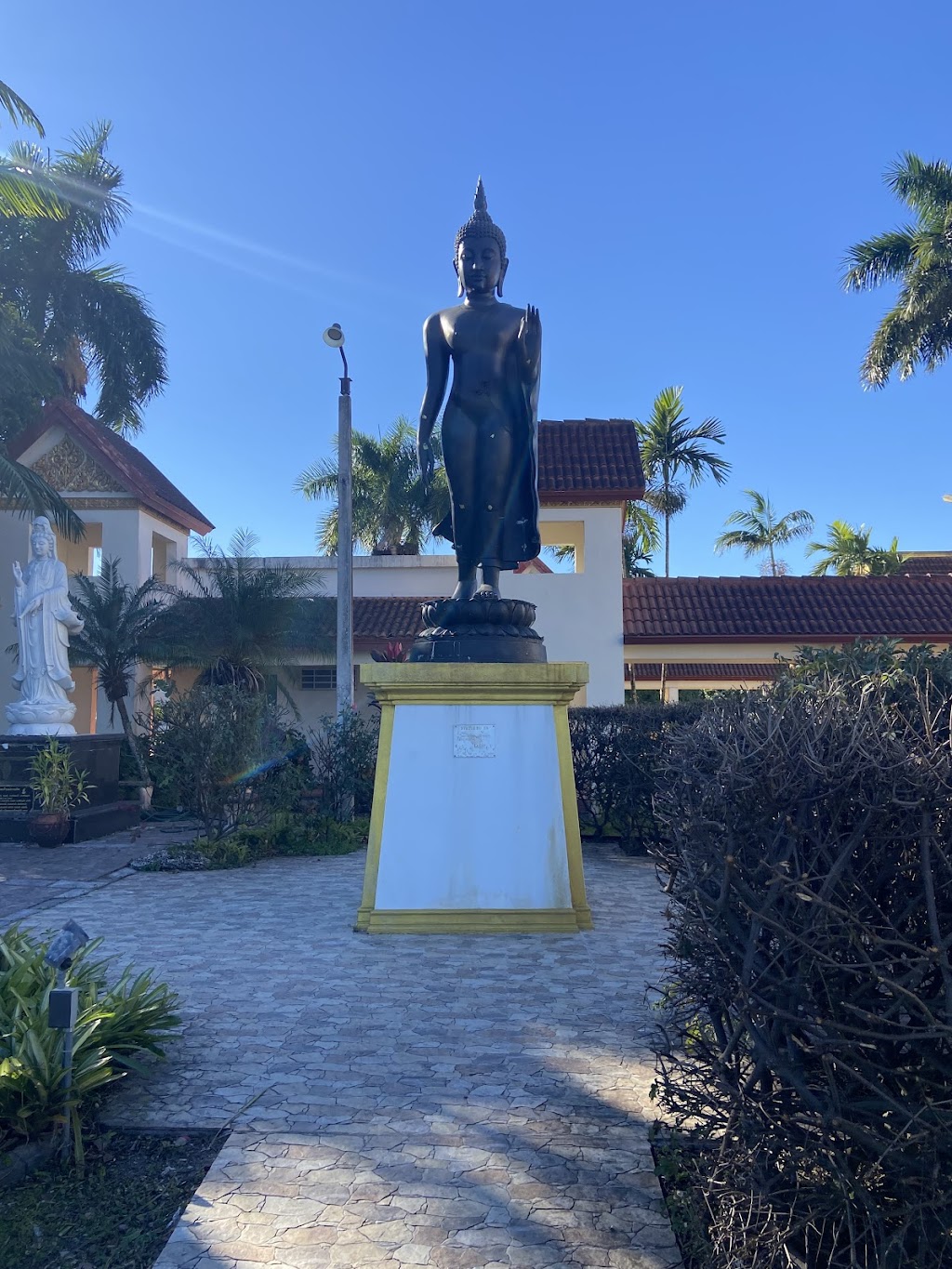 Wat Buddharangsi Buddhist Temple | 15200 SW 240th St, Homestead, FL 33032, USA | Phone: (305) 245-2702